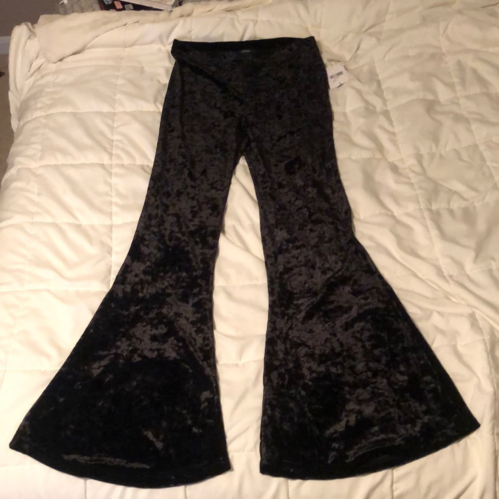 Black palazzo pants